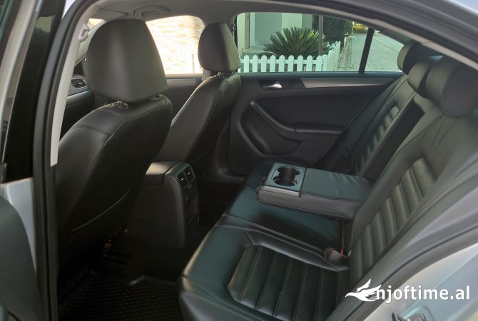 Auto in Vendita  a Tirana - 6,800 Euro