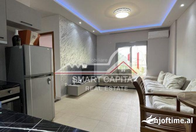 Shtepi ne shitje Apartament ne Vlore, 1+1, Mobilimi E mobiluar, Pagesa 110,000  Euro.