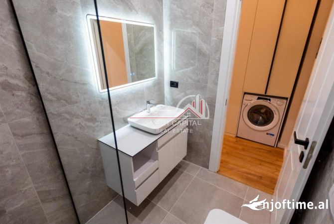 Shtepi ne shitje Apartament ne Vlore, Garsoniere, Mobilimi E mobiluar, Pagesa 99,000  Euro.