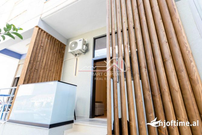 Shtepi ne shitje Apartament ne Vlore, Garsoniere, Mobilimi E mobiluar, Pagesa 99,000  Euro.