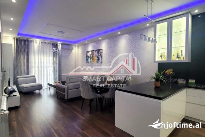Shtepi ne shitje Apartament ne Vlore, 1+1, Mobilimi E mobiluar, Pagesa 157,000  Euro.