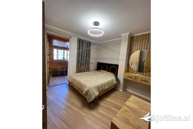 Shtepi ne shitje 2+1 ne Tirane - 230,000 Euro