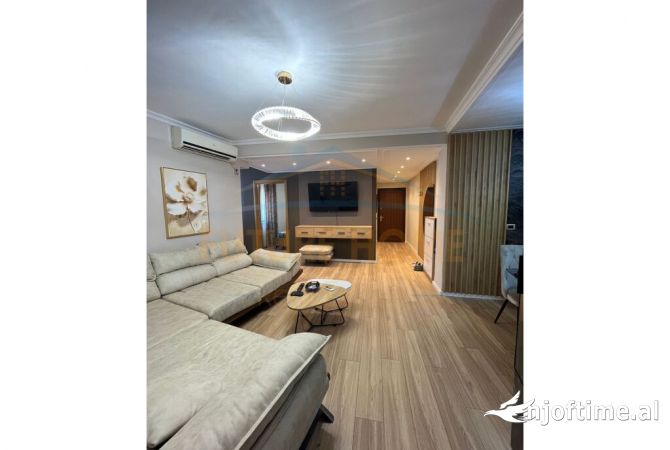 Shtepi ne shitje 2+1 ne Tirane - 230,000 Euro