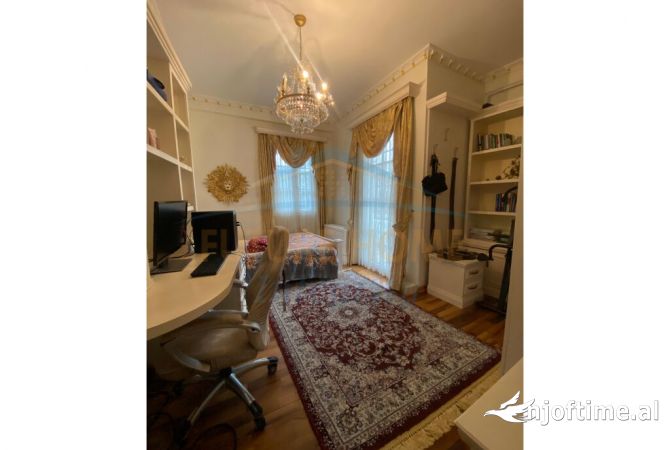 Shtepi ne shitje 7+1 ne Tirane - 1,000,000 Euro