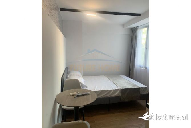 Shtepi ne shitje Apartament ne Tirane, Garsoniere, Mobilimi E mobiluar, Pagesa 330,000  Euro.