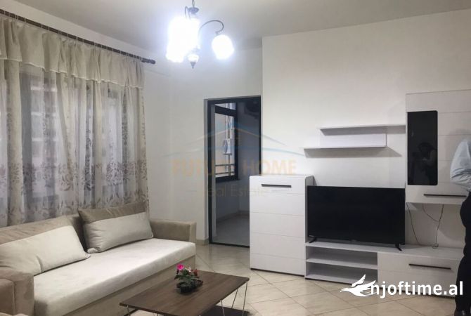 Shtepi ne shitje Apartament ne Tirane, 2+1, Mobilimi E mobiluar, Pagesa 210,000  Euro.