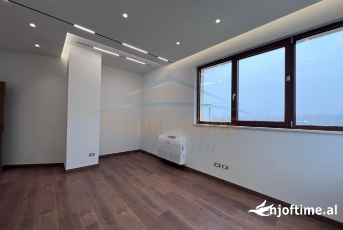 Shtepi ne shitje Apartament ne Tirane, 3+1, Mobilimi Bosh, pa mobiluar, Pagesa 600,000  Euro.