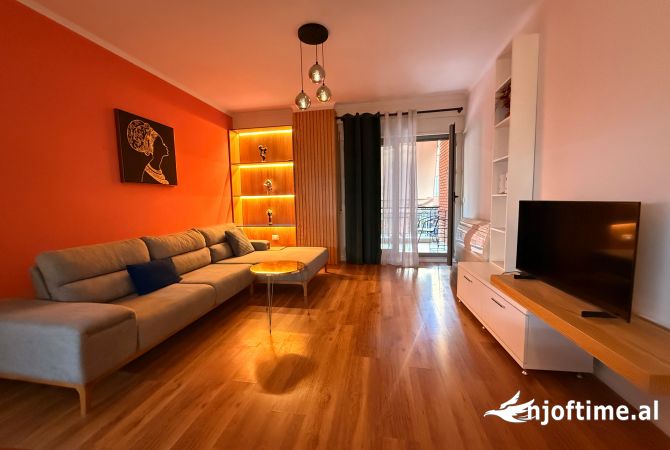 Shtepi me qera 1+1 ne Tirane - 750 Euro