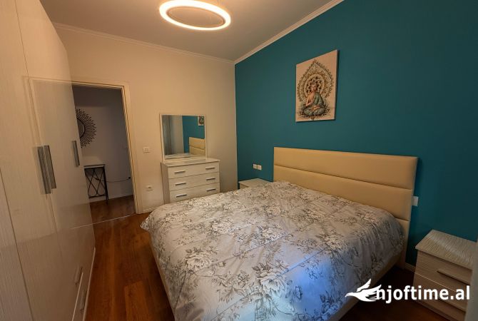 Shtepi me qera 1+1 ne Tirane - 750 Euro