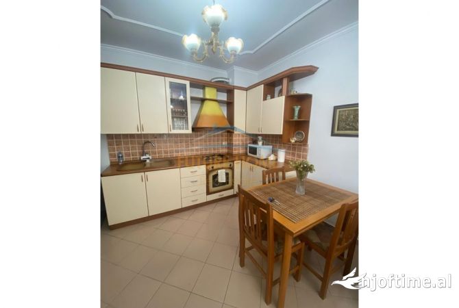 Apartment for sale in Tirana 1+1, Furnished