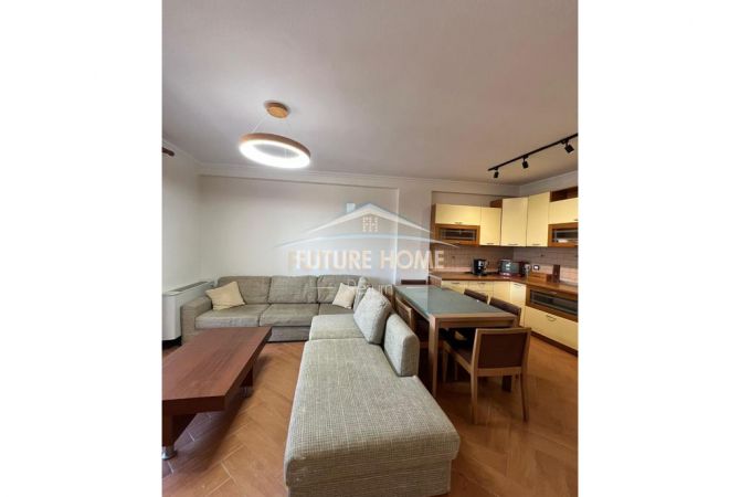 Shtepi ne shitje Apartament ne Tirane, 2+1, Mobilimi E mobiluar, Pagesa 168,000  Euro.