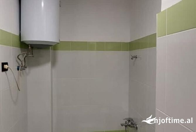 Shtepi me qera Apartament ne Tirane, 2+1, Mobilimi E mobiluar, Pagesa 550  Euro.