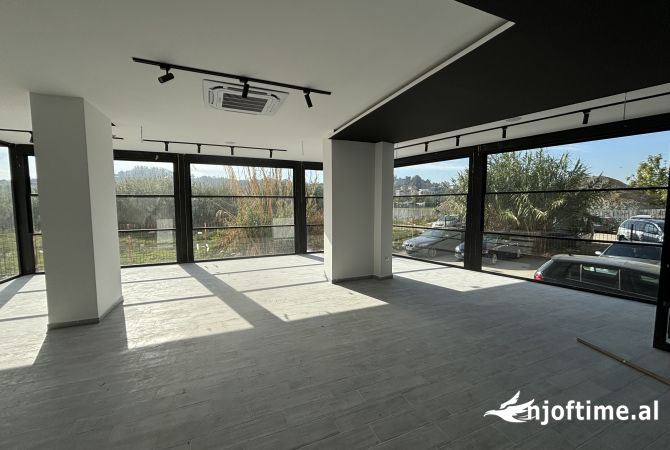 Ambient biznesi me qera 1+1 ne Tirane - 800 Euro