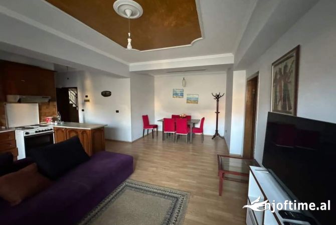 Shtepi me qera Apartament ne Tirane, 1+1, Mobilimi E mobiluar, Pagesa 600  Euro.