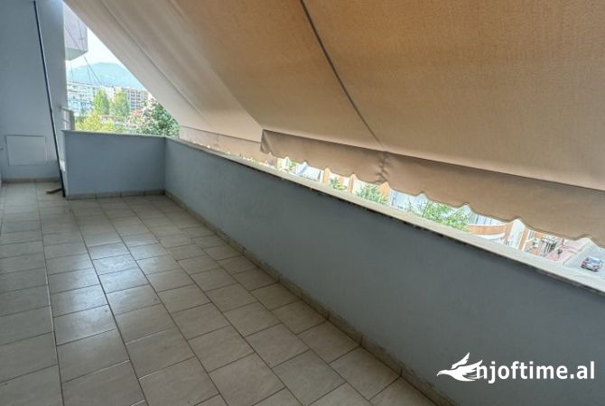 Shtepi me qera Apartament ne Tirane, Garsoniere, Mobilimi E mobiluar, Pagesa 500  Euro.