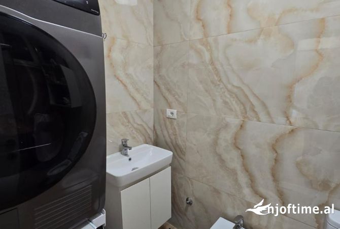 Shtepi me qera Apartament ne Tirane, 2+1, Mobilimi E mobiluar, Pagesa 600  Euro.