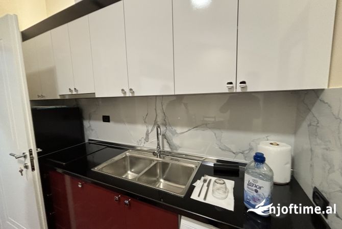 Shtepi me qera 1+1 ne Tirane - 350 Euro