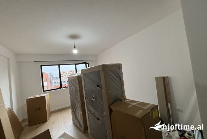Shtepi me qera Apartament ne Tirane, 1+1, Mobilimi E mobiluar, Pagesa 430  Euro.