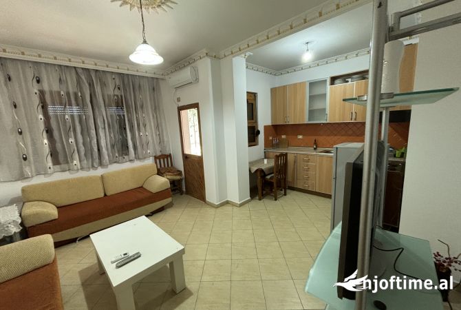 Shtepi me qera 1+1 ne Tirane - 400 Euro