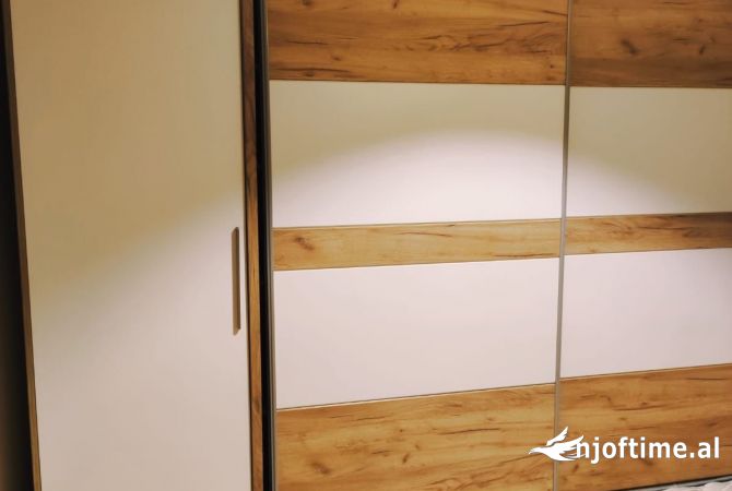 Shtepi me qera Apartament ne Tirane, 1+1, Mobilimi E mobiluar, Pagesa 400  Euro.