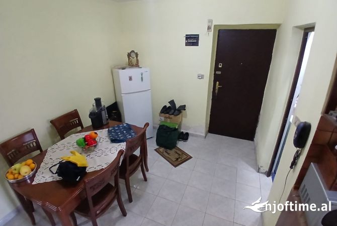 Shtepi me qera 1+1 ne Tirane - 300 Euro