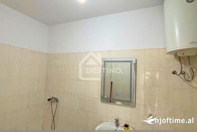 Shtepi me qera 2+1 ne Tirane - 450 Euro