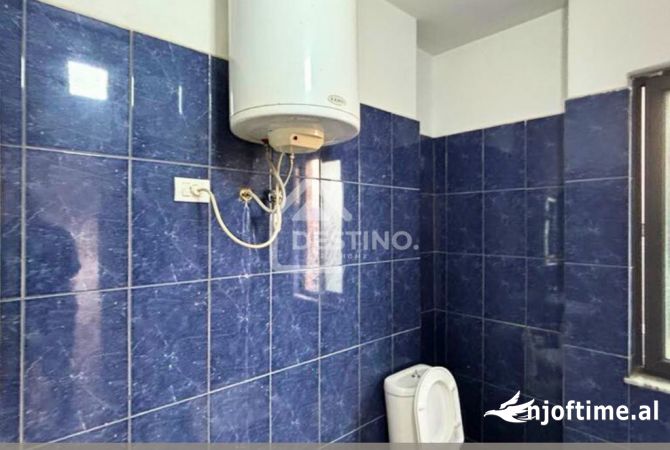 Shtepi me qera Apartament ne Tirane, 2+1, Mobilimi Pjeserisht e mobiluar, Pagesa 450  Euro.
