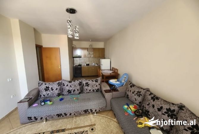 Shtepi me qera 1+1 ne Tirane - 400 Euro