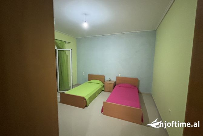Shtepi me qera 2+1 ne Tirane - 400 Euro