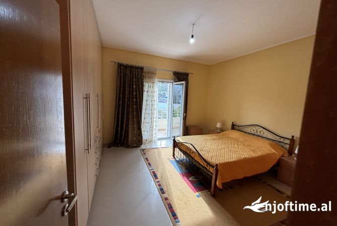 Shtepi me qera 2+1 ne Tirane - 400 Euro