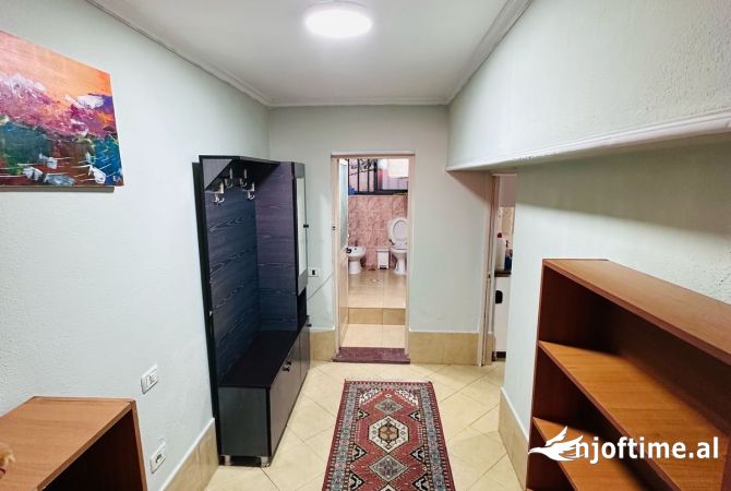 Shtepi me qera 1+1 ne Tirane - 400 Euro