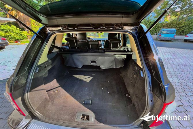 Cars for sale  in Tirana - 5,200 Euro