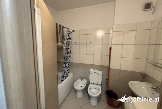 Shtepi me qera 1+1 ne Tirane - 450 Euro