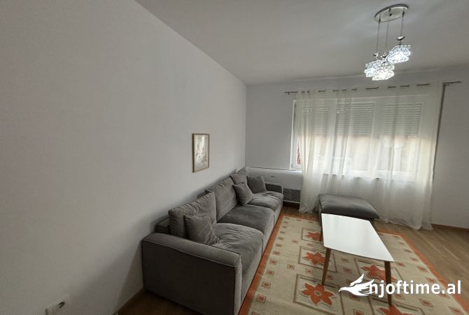 Jepet me Qera Apartament 2+1 