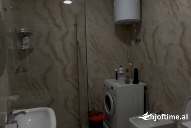 Shtepi me qera Apartament ne Tirane, 2+1, Mobilimi E mobiluar, Pagesa 500  Euro.