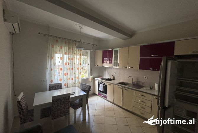 Apartament 1+1 me Qera Tek Rruga Bill Klinton 