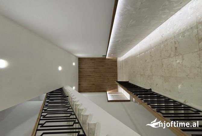 Shtepi me qera 1+1 ne Tirane - 450 Euro