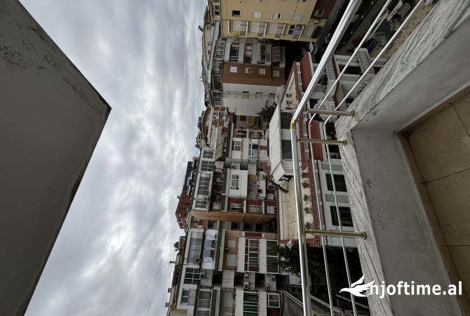 Shtepi me qera Apartament ne Tirane, 1+1, Mobilimi E mobiluar, Pagesa 350  Euro.