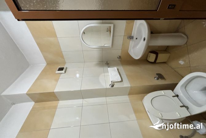 Shtepi me qera Apartament ne Tirane, 1+1, Mobilimi E mobiluar, Pagesa 350  Euro.