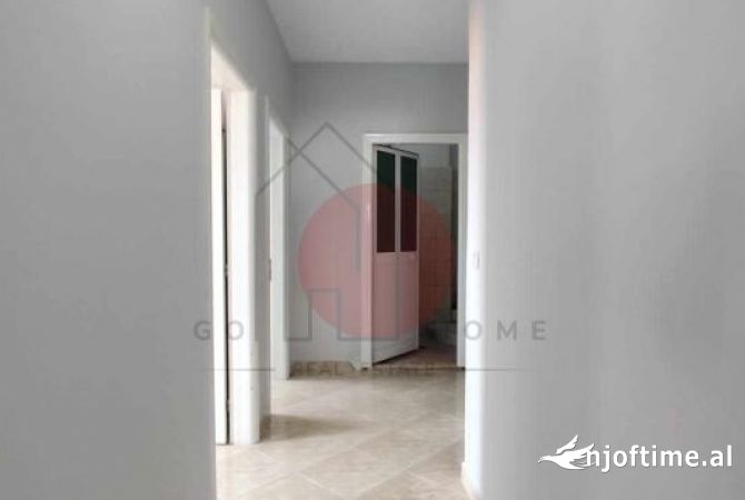 Shtepi me qera 2+1 ne Tirane - 300 Euro