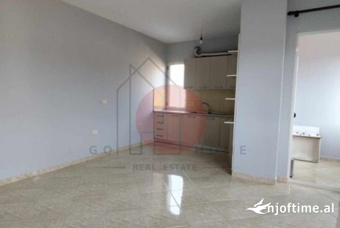 Shtepi me qera 2+1 ne Tirane - 300 Euro