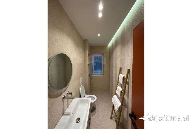 Shtepi me qera Apartament ne Tirane, 1+1, Mobilimi E mobiluar, Pagesa 550  Euro.