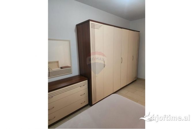 Shtepi me qera 1+1 ne Tirane - 400 Euro