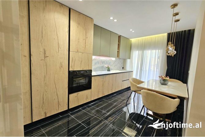 Shtepi ne shitje 2+1 ne Tirane - 235,000 Euro