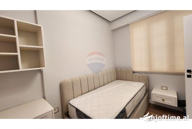 Shtepi me qera Apartament ne Tirane, 2+1, Mobilimi E mobiluar, Pagesa 1,200  Euro.