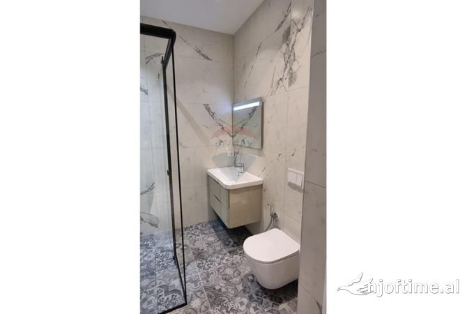 Shtepi me qera 1+1 ne Tirane - 650 Euro