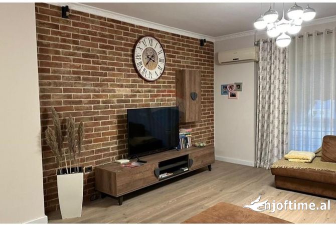 Shtepi ne shitje 2+1 ne Tirane - 250,000 Euro