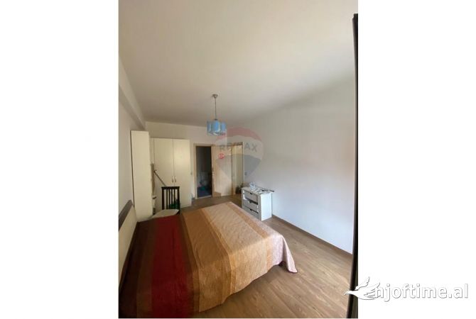 Shtepi me qera 2+1 ne Tirane - 500 Euro