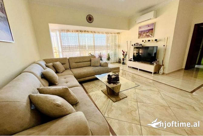 Shtepi ne shitje 3+1 ne Tirane - 280,000 Euro