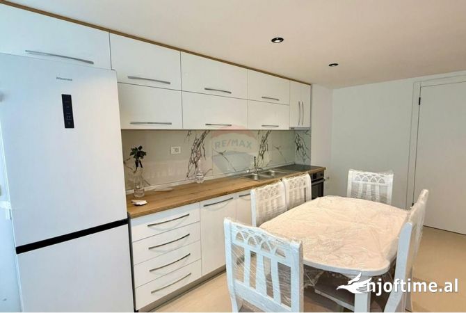 Shtepi me qera 3+1 ne Tirane - 550 Euro
